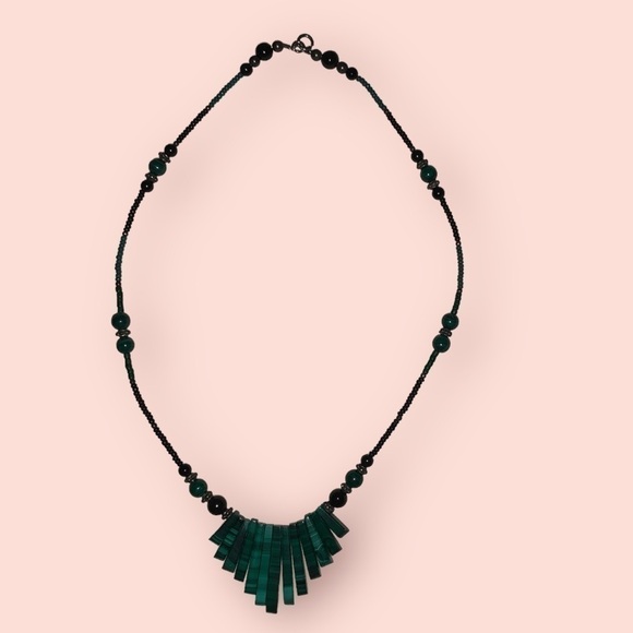 Malachite Necklace - Picture 6 of 6